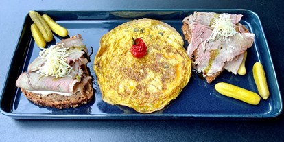 Essen-gehen - Art der Küche: österreichisch - Wien Donaustadt - Steirisches Kraft-Frühstück - Zuckergoscherl am Rochusmarkt
