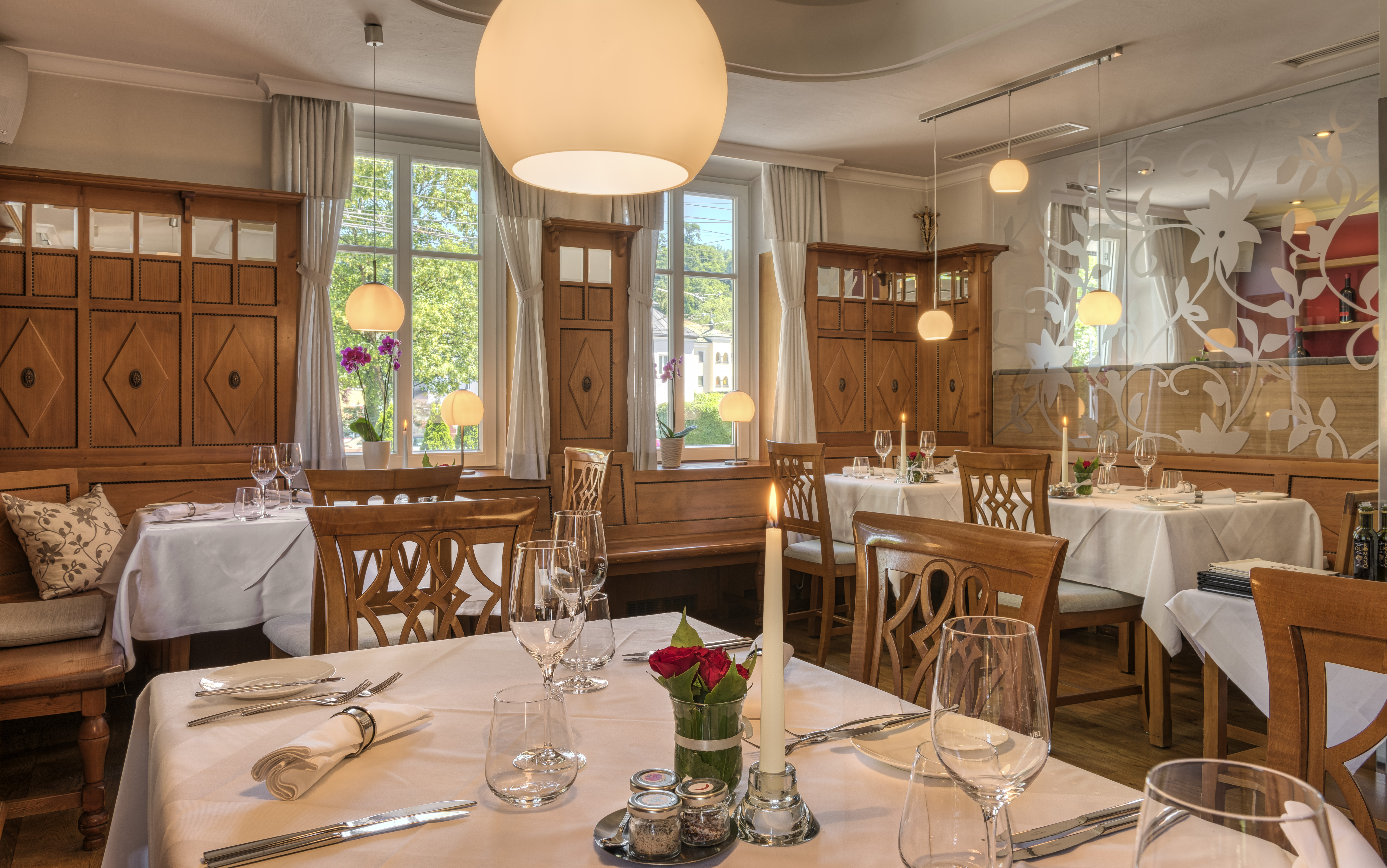 Restaurant - Innenbereich des Restaurant Riedenburg  - Restaurant Riedenburg