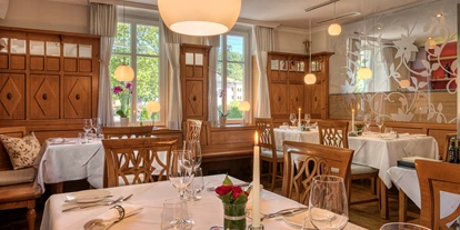 Essen-gehen - Sitzplätze im Freien - Zieglau - Innenbereich des Restaurant Riedenburg  - Restaurant Riedenburg