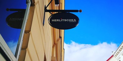 Essen-gehen - Sitzplätze im Freien - Wien Floridsdorf - Herlitschka Wirtshaus