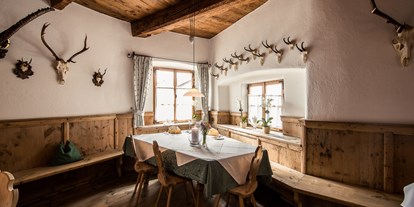 Essen-gehen - Sitzplätze im Freien - Südtirol - Ansitz zum Steinbock