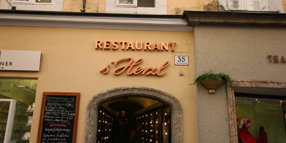 Essen-gehen - Sitzplätze im Freien - Viehhausen - Restaurant s'Herzl