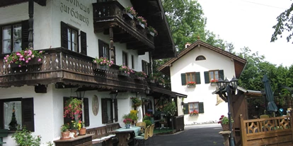 Essen-gehen - Gerichte: Wild - Bayern - Außenansicht - Gasthof Die Schweizer Wirtin