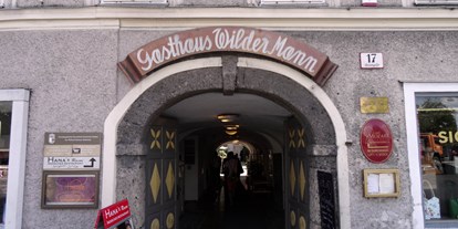 Essen-gehen - Sitzplätze im Freien - Salzburg-Stadt Salzburger Altstadt - Zum Wilden Mann