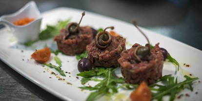 Essen-gehen - Art der Küche: mediterran - PLZ 6370 (Österreich) - Beef Tartar - Restaurant Hochkitzbühel bei Tomschy