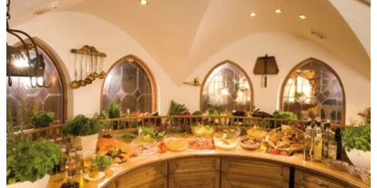 Essen-gehen - Art der Küche: europäisch - Lans - Salatbuffet - Hotel Bierwirt