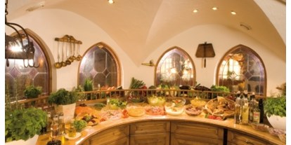 Essen-gehen - Art der Küche: international - Ampass - Salatbuffet - Hotel Bierwirt