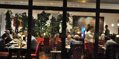 Essen-gehen - grüner Gastgarten - Amras - Restaurant Burkia