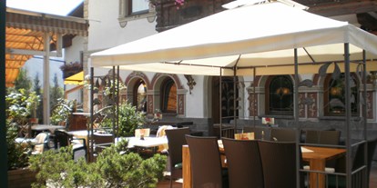 Essen-gehen - Sitzplätze im Freien - Zirl - Restaurant-Cafe Maximilian