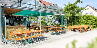 Essen-gehen - grüner Gastgarten - Lamperswil TG - Bei Riebels