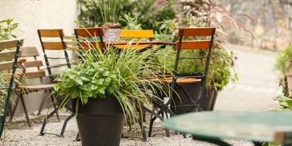 Essen-gehen - Sitzplätze im Freien - Kandern - unser Garten - Restaurant Hotel Pfaffenkeller