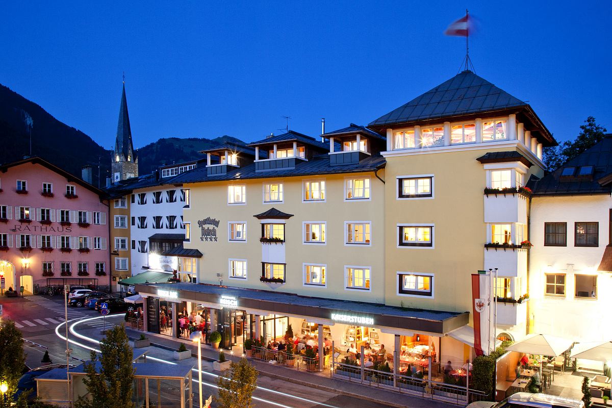 Restaurant - Sporthotel Reisch - im Herzen von Kitzbühel - Sporthotel Reisch - Restaurant Kaiserstuben