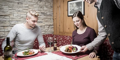 Essen-gehen - Gerichte: Schnitzel - Tirol - Wirtshaus am Giggijoch