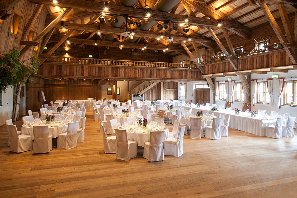 Restaurant: Milser Stadl - Trofana Tyrol - Alpenrast Tyrol