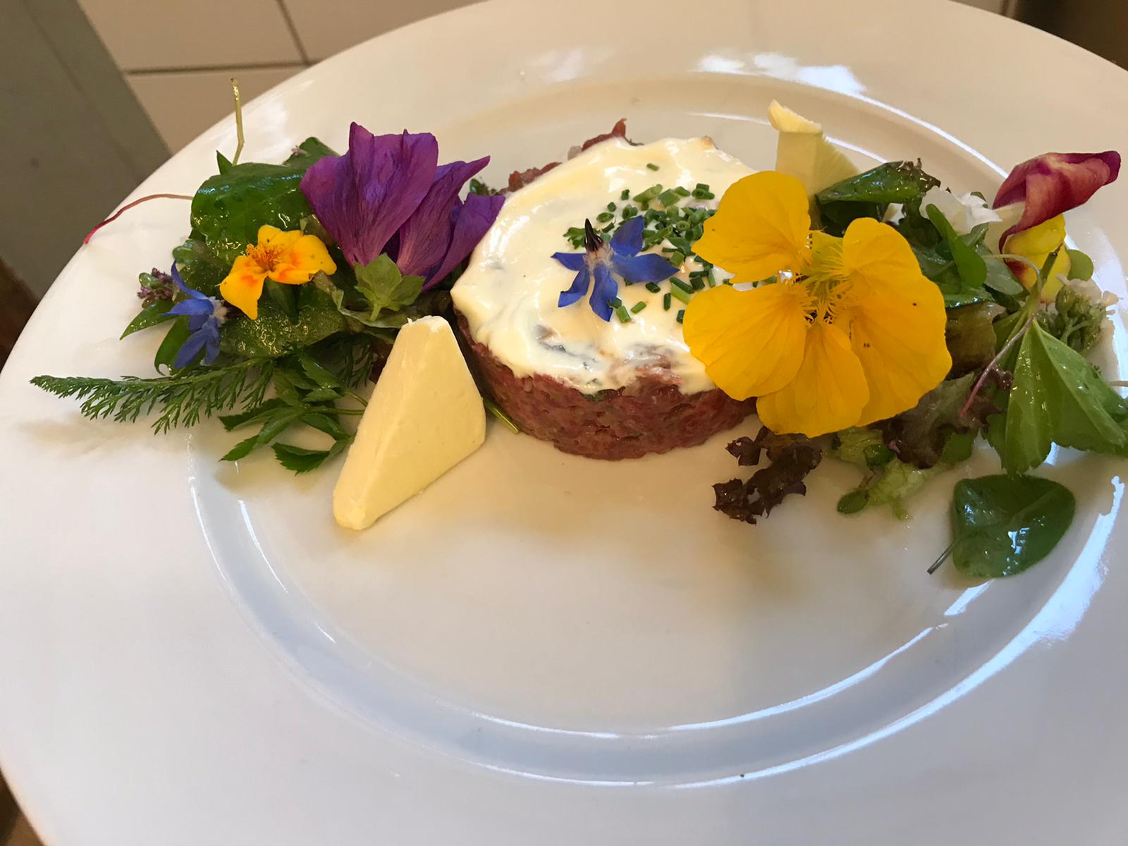 Restaurant: Beef Tartare - Restaurant San Antonio