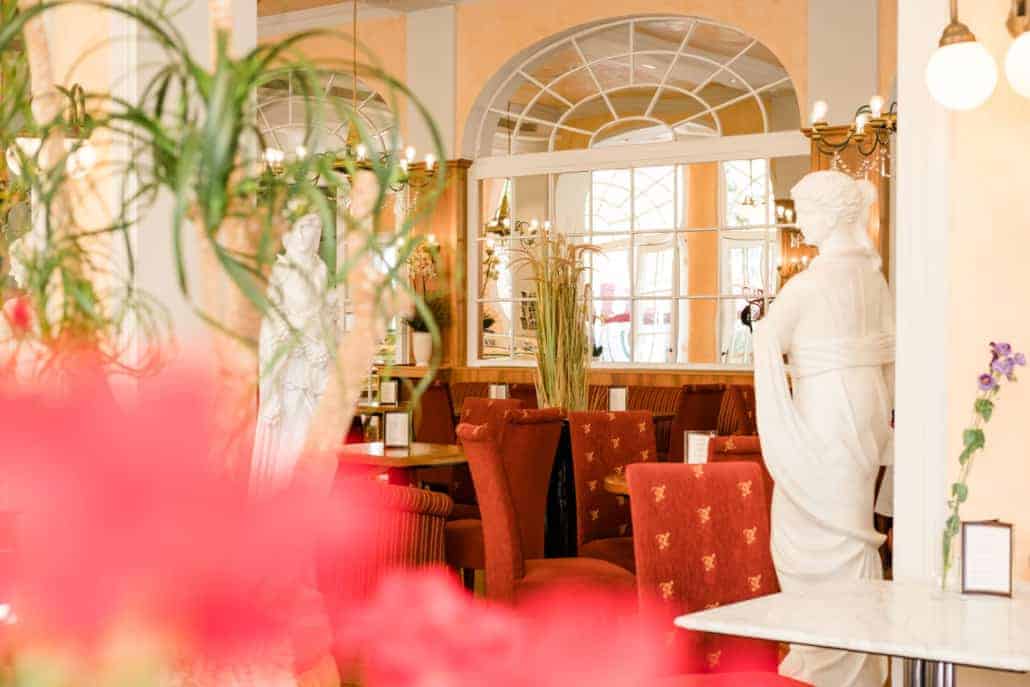 Restaurant: Grand-Café u. Restaurant Zauner Esplanade Innenbereich - Inside - Grand-Café & Restaurant Zauner Esplanade