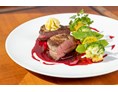 Restaurant: Rinderfilet Steak mit Gemüseallerlei - 
Beef Filet with steamed vegetables - Grand-Café u. Restaurant Zauner Esplanade