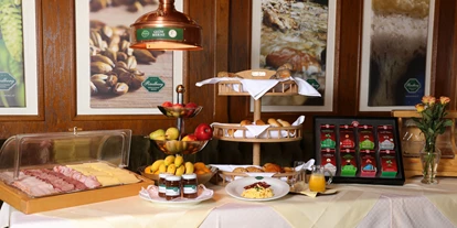 Essen-gehen - Art der Küche: europäisch - reichhaltiges Frühstücksbuffet - Biergasthof Riedberg - gepflegte Gastlichkeit***