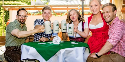 Essen-gehen - Art der Küche: europäisch - Schattiger Biergarten - Biergasthof Riedberg - gepflegte Gastlichkeit***