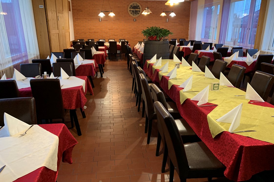 Restaurant: Speisesaal  - Gasthaus Kirchenwirt, Maria Schmolln