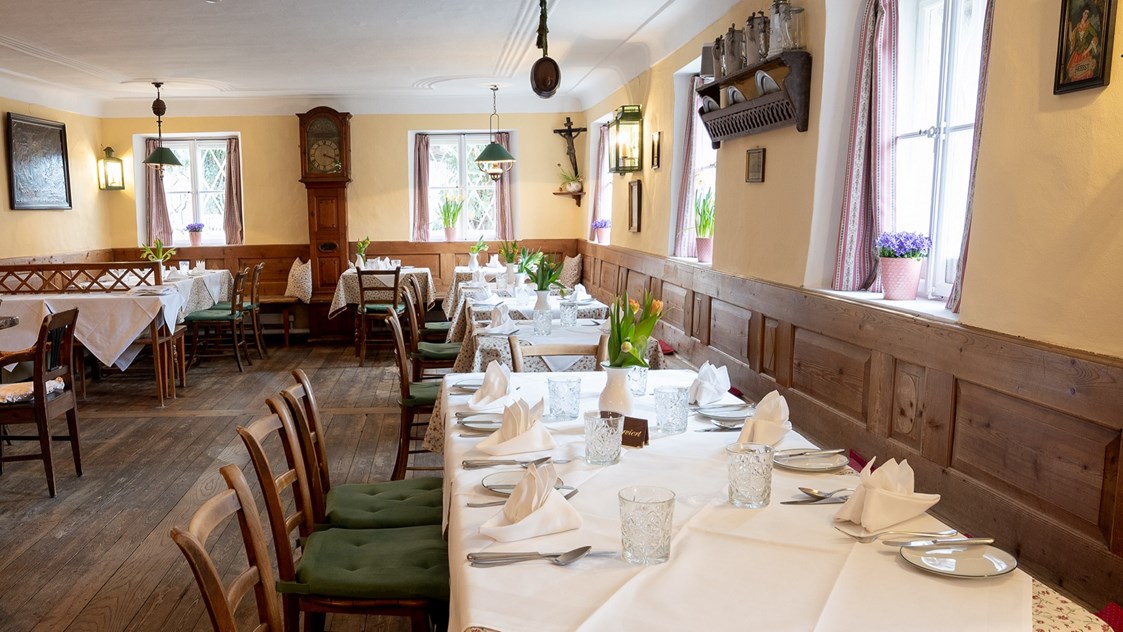 Restaurant: Restaurantbereich  - ****Hotel und Restaurant Schlosswirt zu Anif