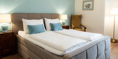 Essen-gehen - Mahlzeiten: Abendessen - Salzburg-Stadt (Salzburg) - Doppelzimmer im Biedermeierstil - ****Hotel und Restaurant Schlosswirt zu Anif