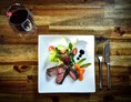 Restaurant: Genießen Sie beste Steakspezialitäten, das ganze Jahr über! - Gasthof Bayrischer Hof