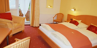 Essen-gehen - Gerichte: Suppen - Abtenau - geräumige Zimmer mit Dusche und WC, Sat-TV, gratis W-Lan und Balkon, falls ein Tag zu wenig ist.  - Landhotel Gasthaus Traunstein