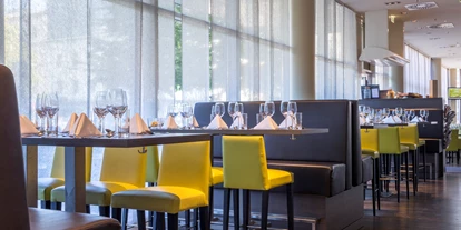Essen-gehen - Ambiente: klassisch - SQUARE - Cafe, Bar, Lounge, Restaurant