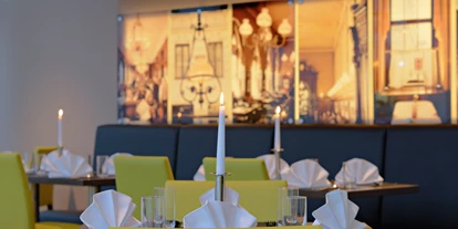 Essen-gehen - Ambiente: klassisch - SQUARE - Cafe, Bar, Lounge, Restaurant