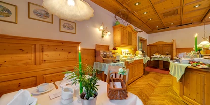 Essen-gehen - Hof bei Salzburg - Der Fischerwirt-Speisesaal - Landgasthof Fischerwirt