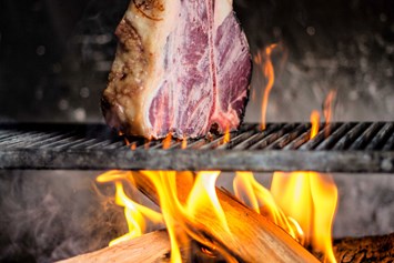 Restaurant: Die besten Steaks der Welt im Restaurant Ainkehr am Katschberg. - Restaurant Ainkehr Katschberg