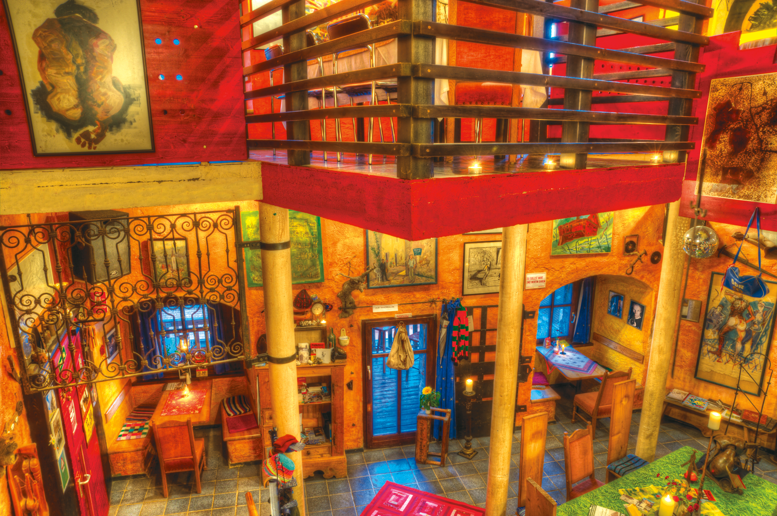 Essen-gehen - Gerichte: Suppen - Kärnten - Modernes Restaurant in historischem Gemäuer. - Alte Burg