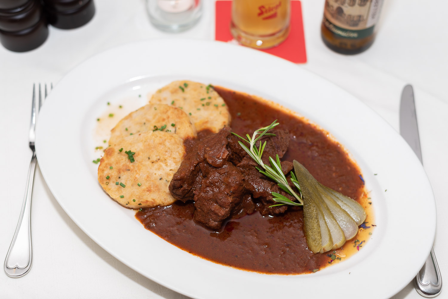 Essen-gehen - Sitzplätze im Freien - Tennengau - Hauslwirt