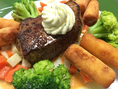 Restaurant: Steak
 - Mühlpointhof   Familien- Vitalhotel