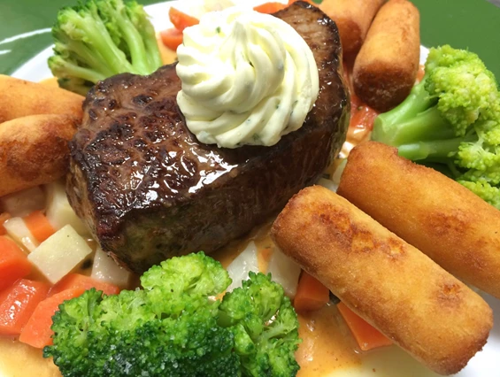 Restaurant: Steak
 - Mühlpointhof   Familien- Vitalhotel