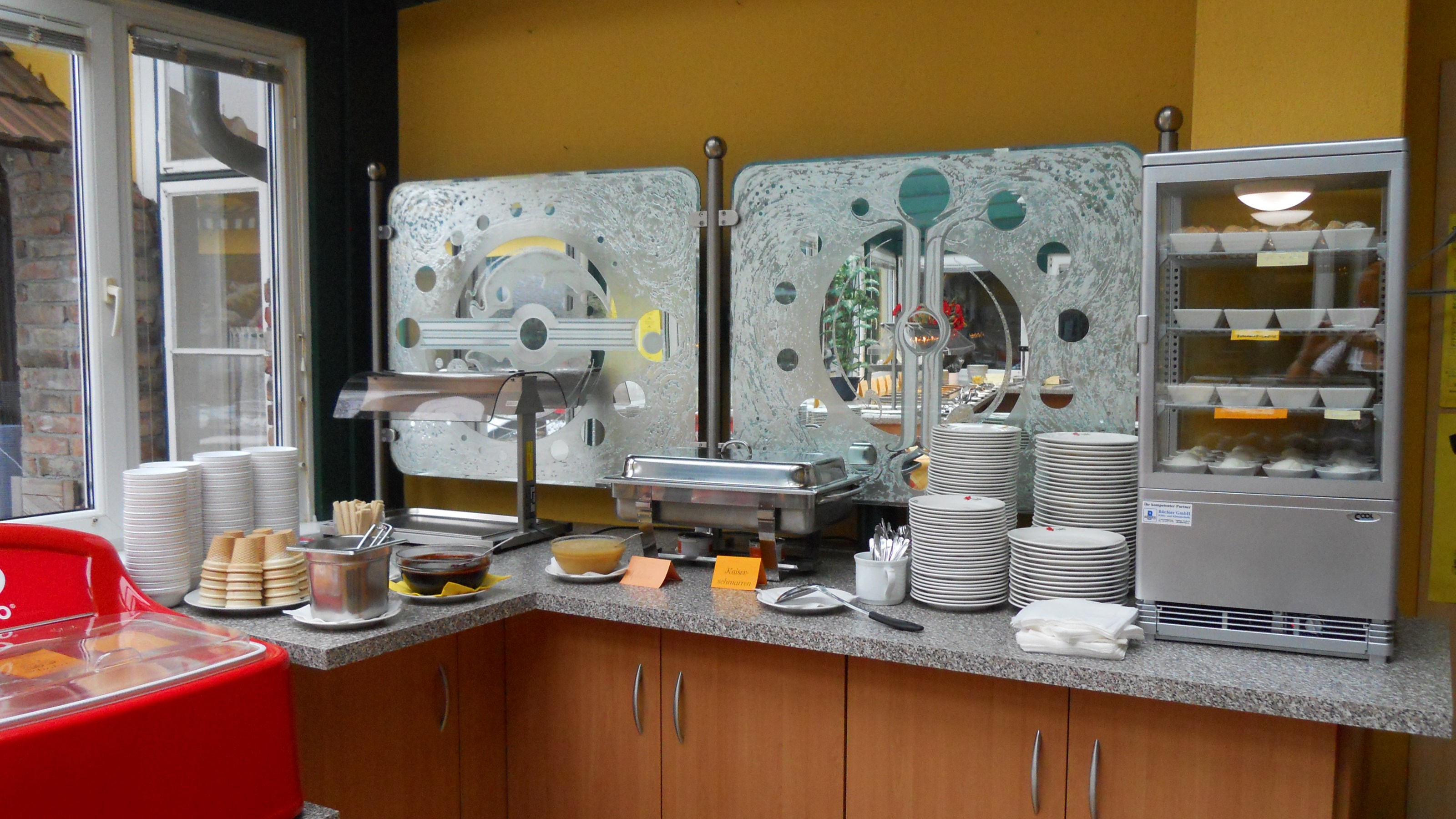 Restaurant: Dessert-Buffet - Dorfschenke Oberzögersdorf