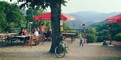 Essen-gehen - Spielplatz - Niederösterreich - Schutzhaus Waxeneck