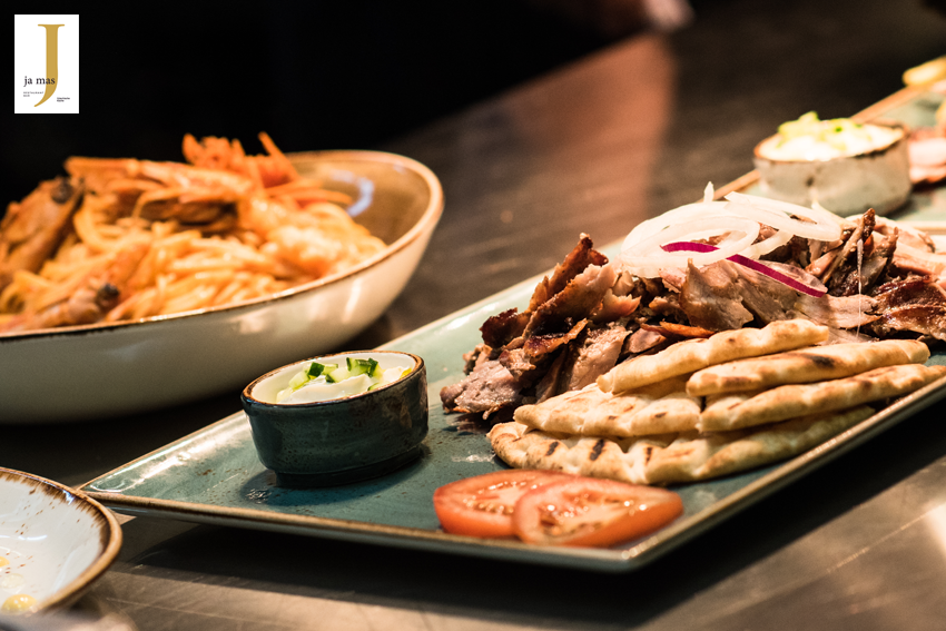 Restaurant: Giros vom Grill - Ja Mas - Der Grieche