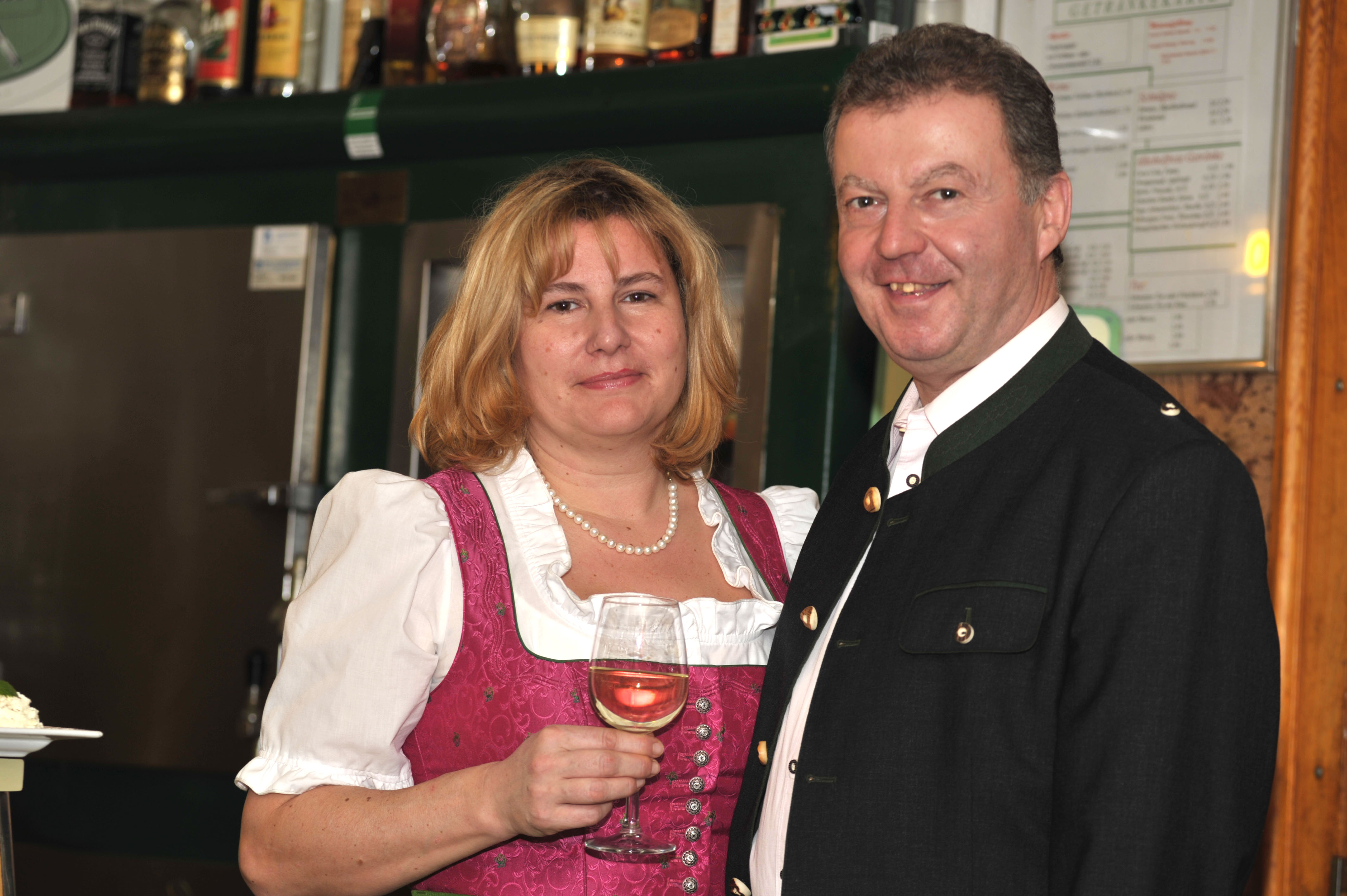 Essen-gehen - rollstuhlgerecht - Wienerwald Süd-Alpin - Gasthaus Schilling "Zur Kaisereiche"