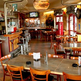 Restaurant: Innenbereich - Cafe-Restaurant PIPELINE