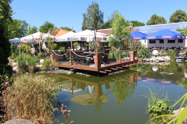 Essen-gehen - Mahlzeiten: Mittagessen - Deutschland - Seeterrasse - Restaurant Kastell