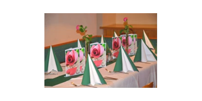 Essen-gehen - Gerichte: Suppen - Abtenau - gedeckter Tisch - Hotel - Restaurant Kirchenwirt Rußbach