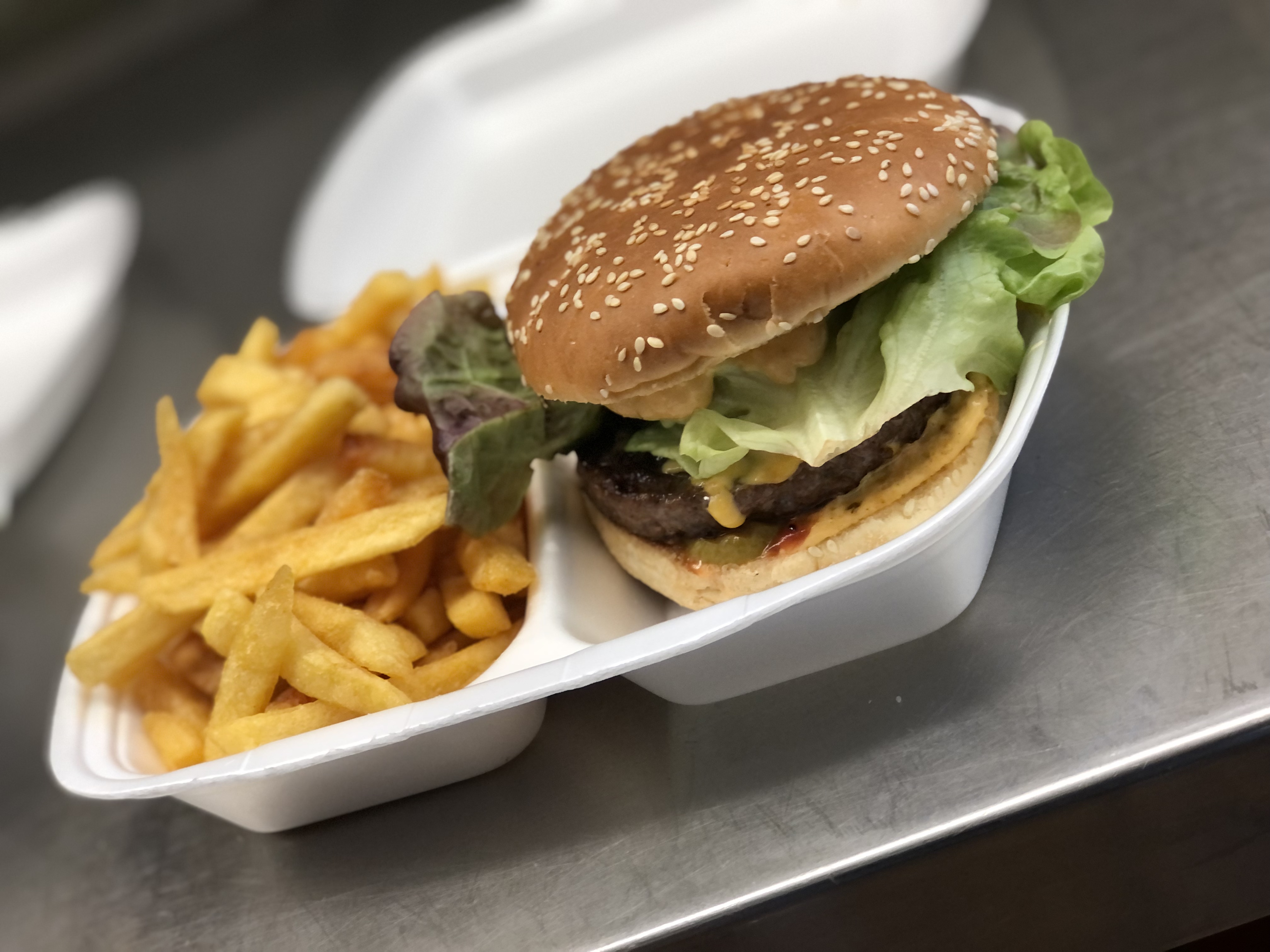 Essen-gehen - Gerichte: Fast-Food - Zum Jungen Wirt 