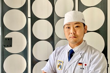 Restaurant: Inhaber und Chefkoch Masanori Takase - Sushi Bistro Byakko