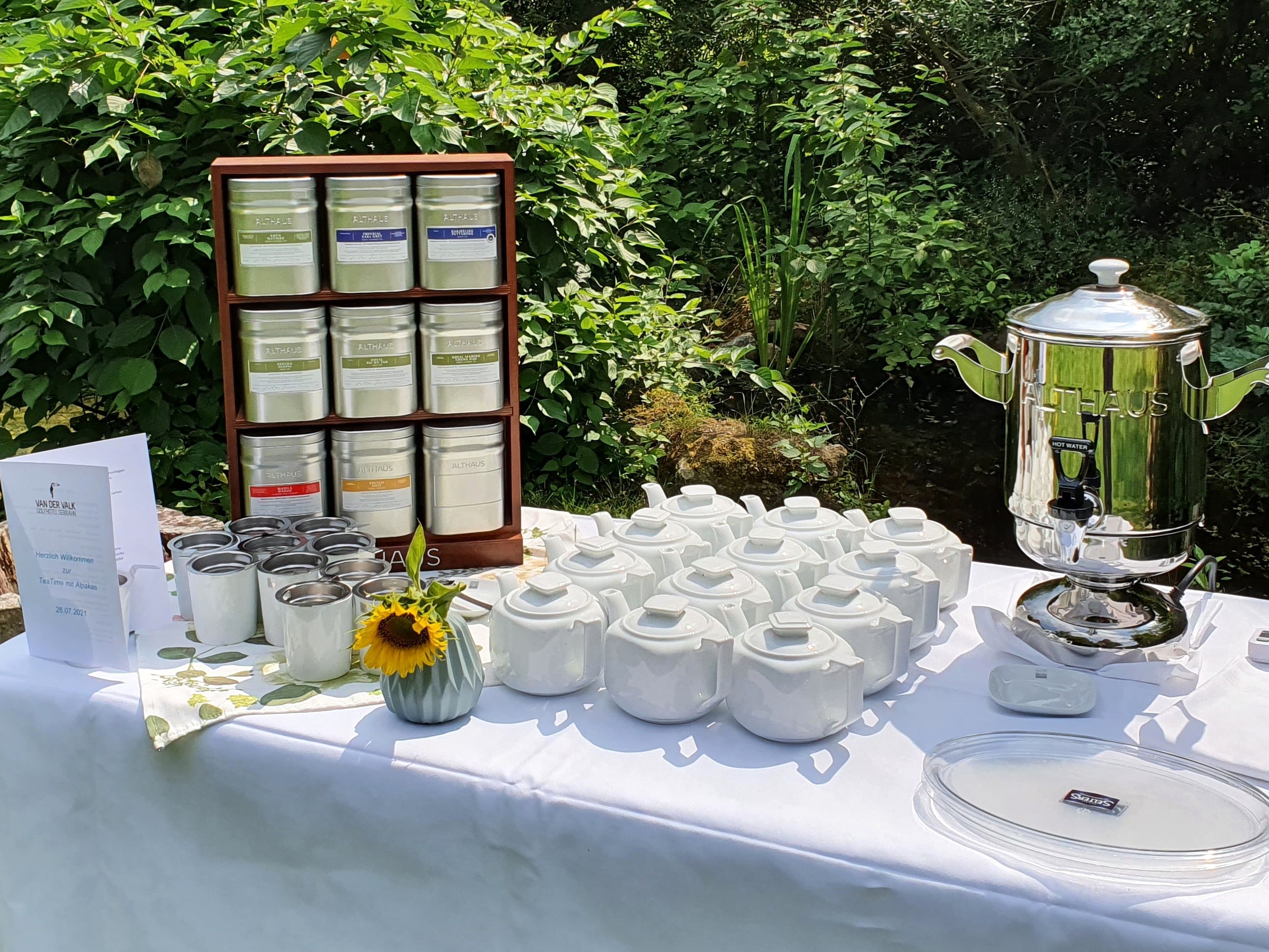 Restaurant: Englische Tea Time - Restaurant Martinus - Van der Valk Golfhotel Serrahn
