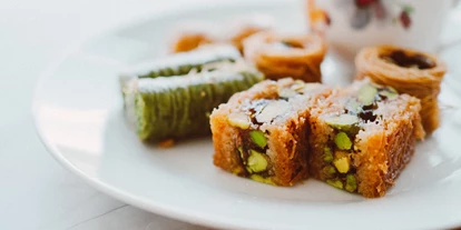 Essen-gehen - rollstuhlgerecht - Salzburg-Stadt Liefering - Dessertvariation  - Levantine taste