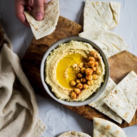 Restaurant: Hummus - Levantine taste