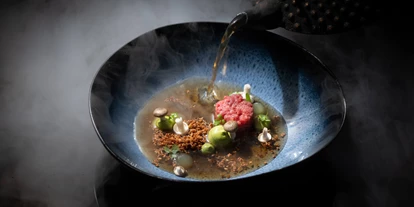 Essen-gehen - rollstuhlgerecht - Oberbayern - Fine Dining Experience jeden Samstag im Hotel Klosterhof Bayerisch Gmain | Restaurant im Klosterhof - Alpine Hideaway & Spa - Restaurant GenussArt im Hotel Klosterhof