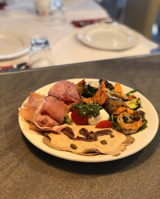 Essen-gehen - Mahlzeiten: Mittagessen - Deutschland - Sapore Mediterraneo